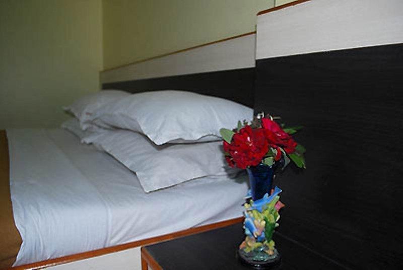 ไส คเณศ Hotel เชอร์ดี ห้อง รูปภาพ
