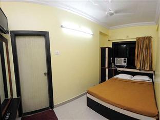 ไส คเณศ Hotel เชอร์ดี ภายนอก รูปภาพ