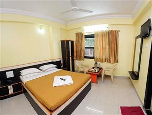 ไส คเณศ Hotel เชอร์ดี ภายนอก รูปภาพ